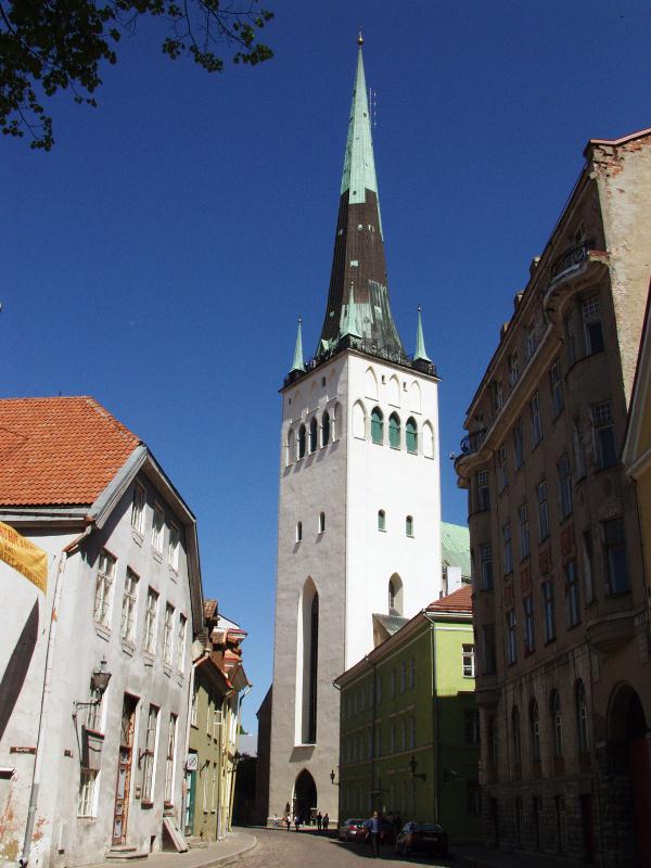 File:Tallinn_Oleviste kirik9.jpg